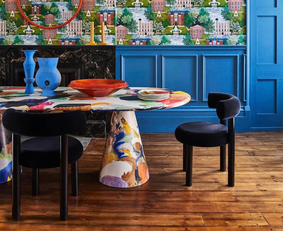 The Meltingpot Dining Table Large offers a third life to recycled plastic prototypes and color tests from the Kooij studio. Though it is not possible to specify a palette or pattern, the resulting tables are affectionate maps of studio history, representing a fleeting interaction between our colorists and the material. Discover the entire Meltingpot collection here.