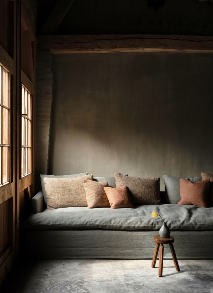 Collett Victor Bilbao Sofa