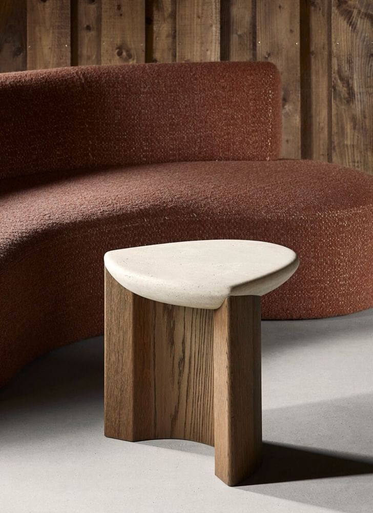Collection Particulière LADY R Side Table