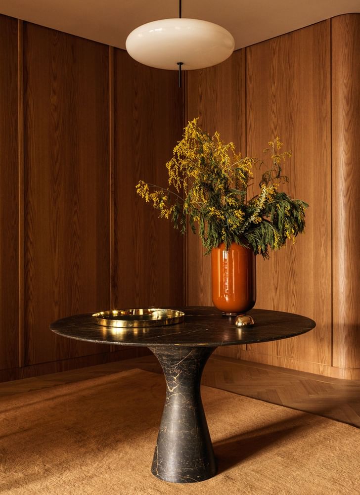Alinea Angelo M Round Dining Table