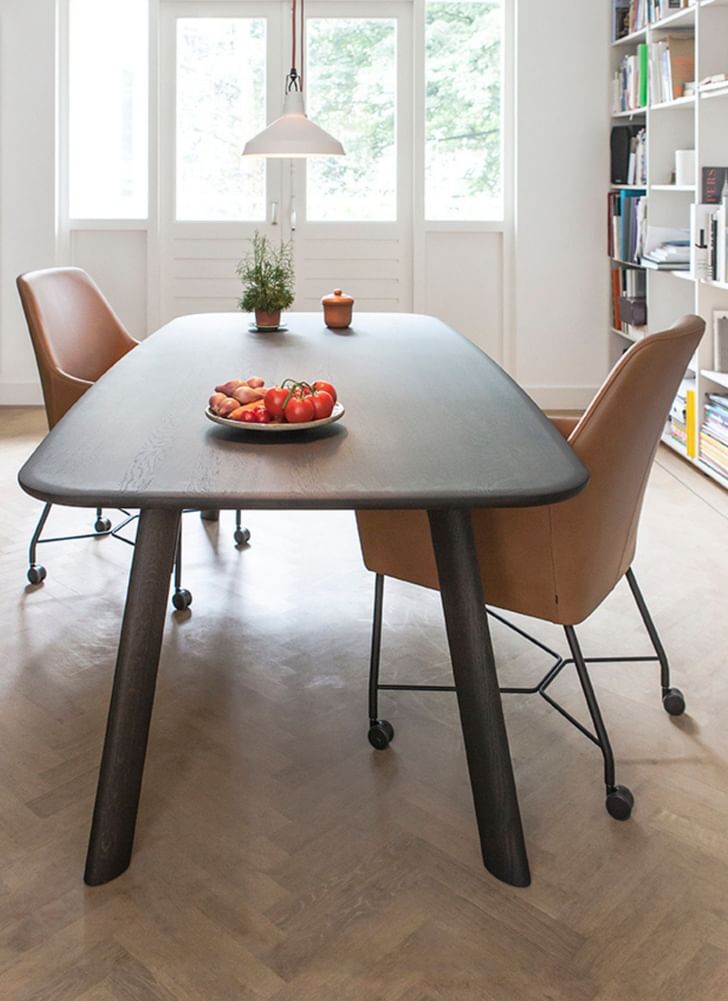 Arco Grid Barrel Table