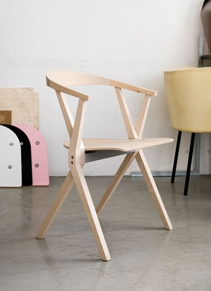 BD Barcelona Chair B Folding Dining Chair