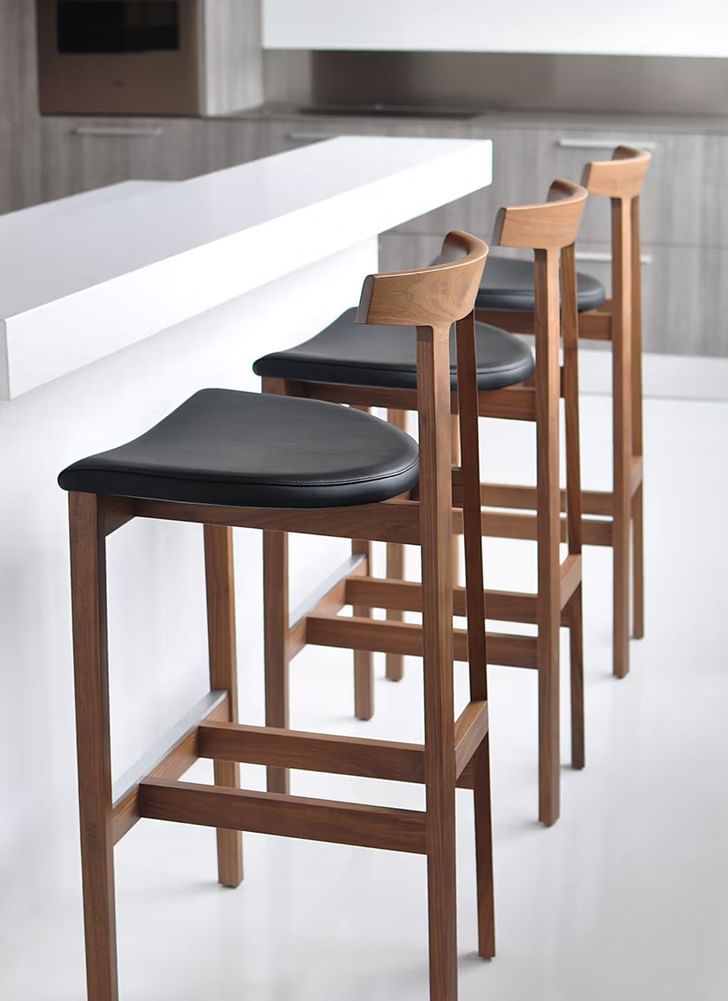 Bensen Torii Stool