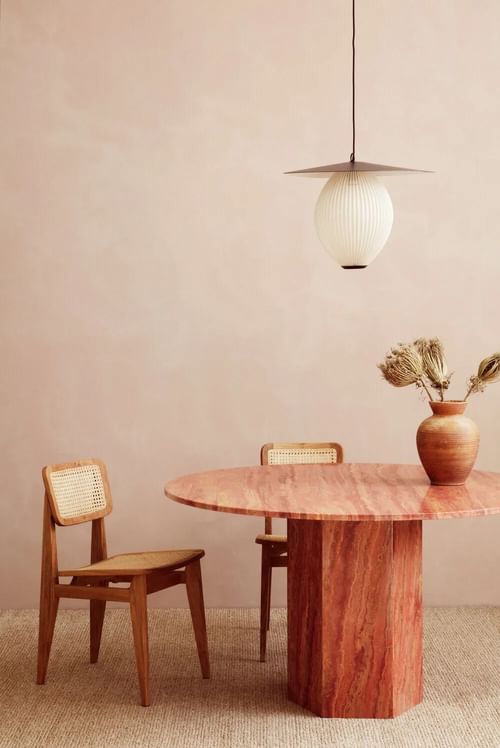 Gubi Epic Dining Table HL