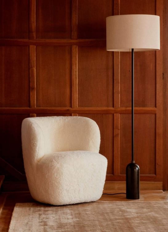Gubi Stay Lounge Chair Swivel