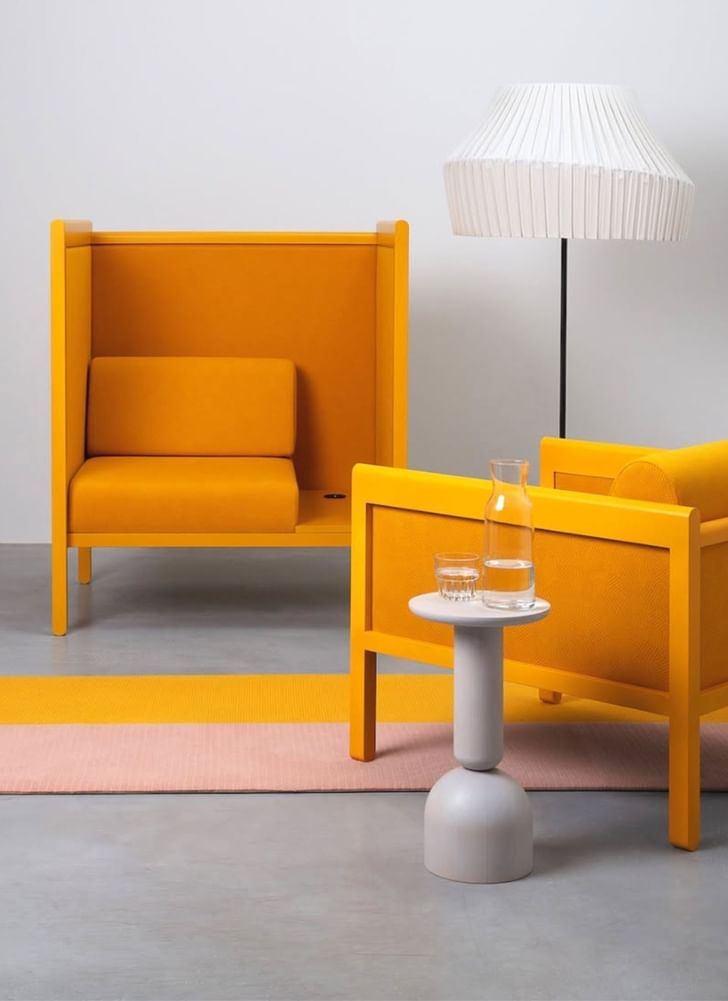 DUM Beech Hotel Privacy Chair