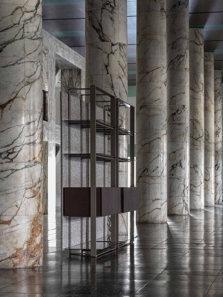 Frigerio Unique Bookcase 3