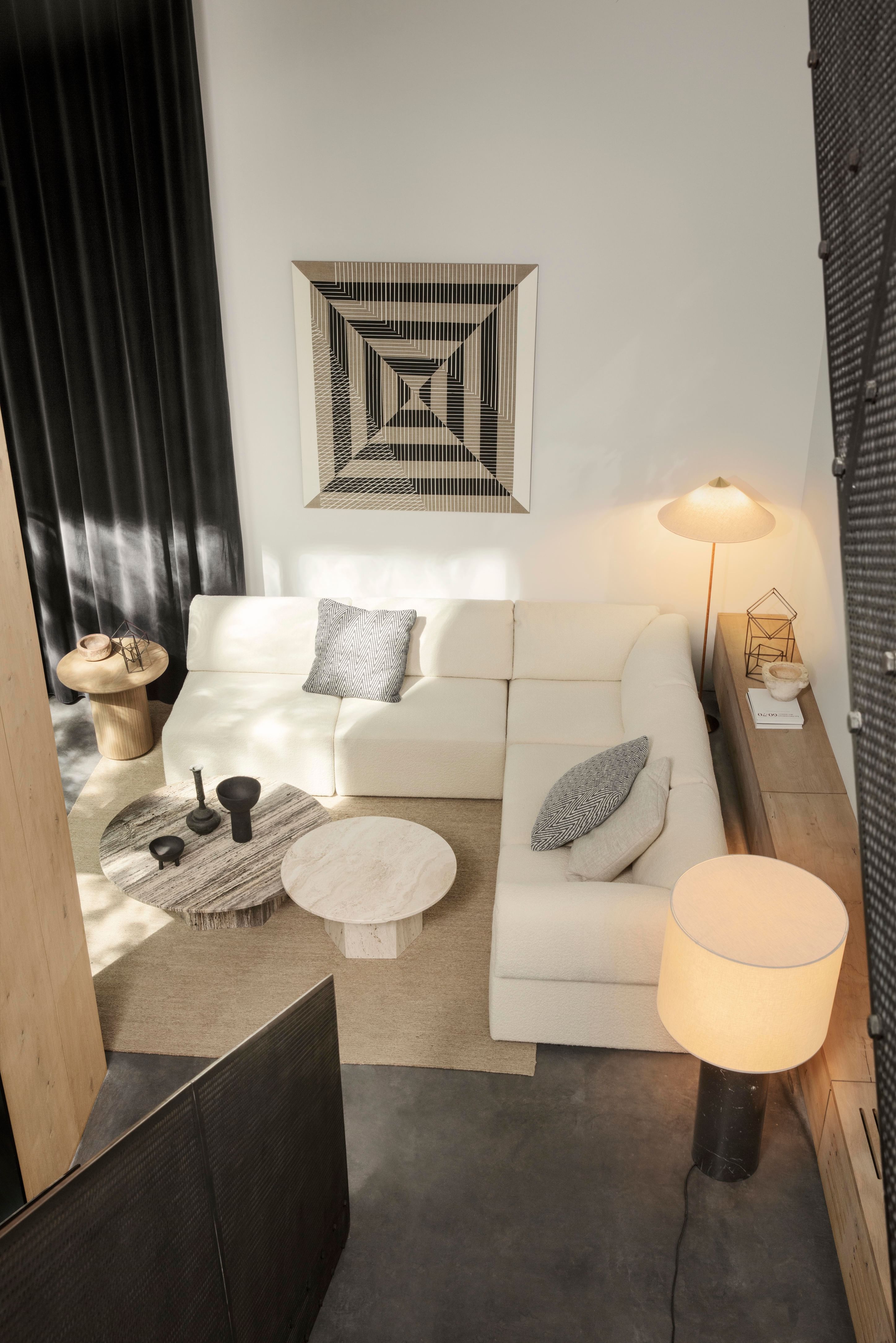 Moon Lounge Table Epic Coffee Table Wonder Sofa 9602 Floor Lamp Gravity Floor Lamp XL On