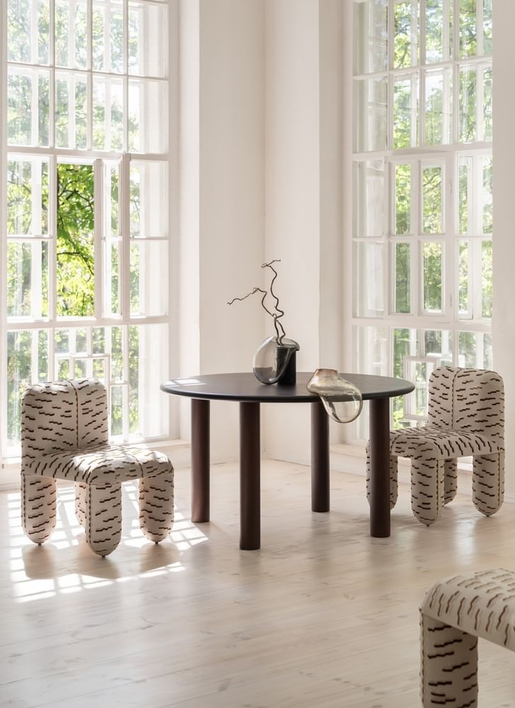 NOOM Hello Chair Tiger Beat Tabacco Upholstery