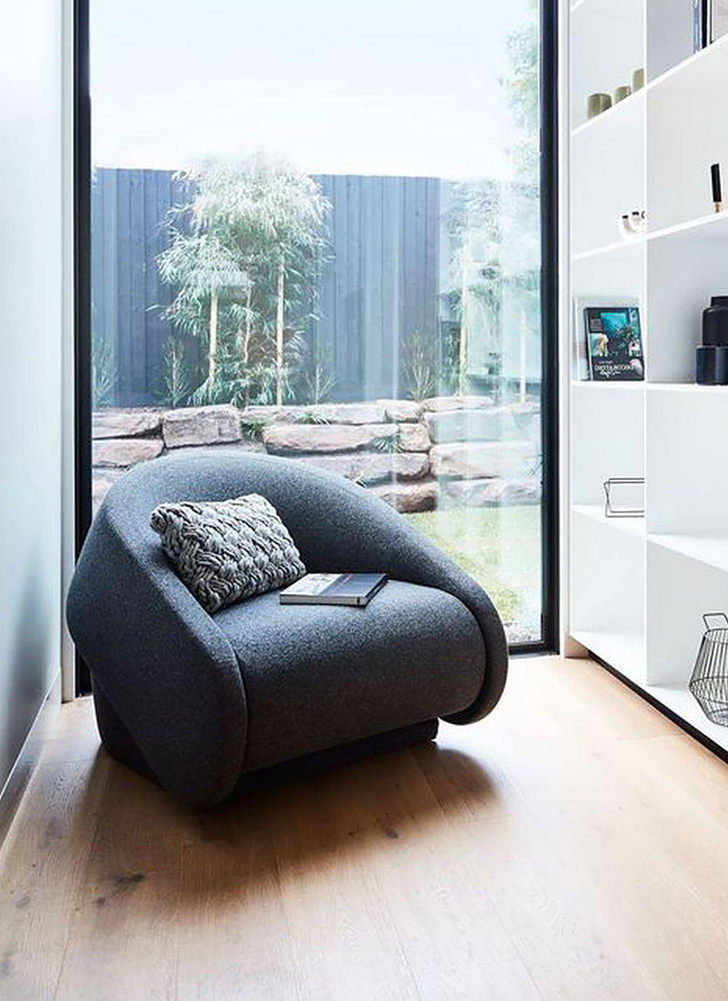 Prostoria Up Lift Armchair