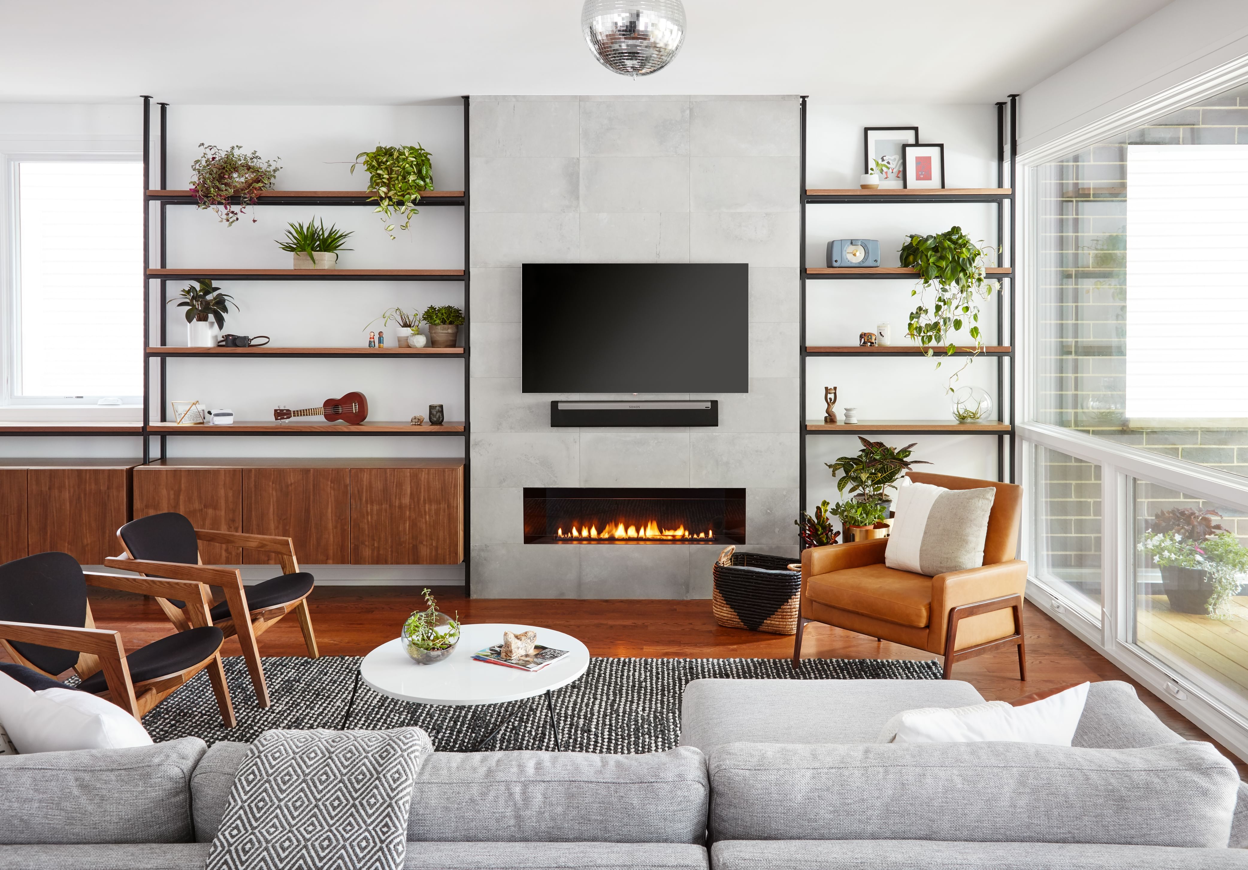 Home in Logan Square, Chicago // Photo by Dustin Halleck