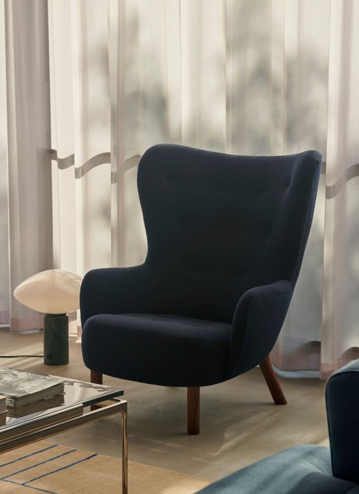 Tradition Petra Lounge Chair