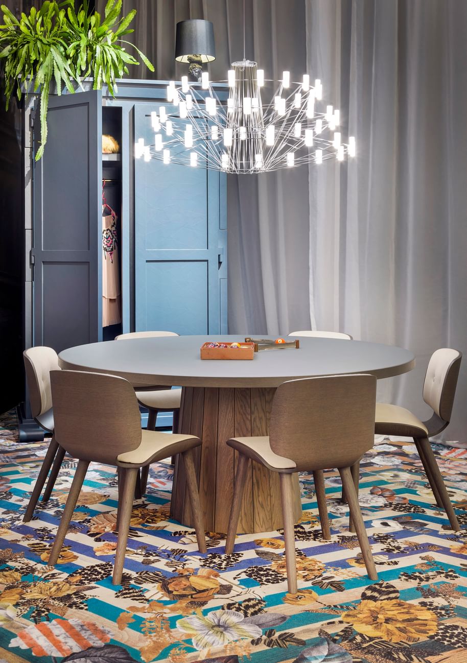 Andrew Meredith 300Dpi Moooi