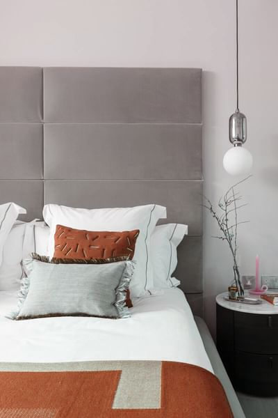 Aballs pendant silver insitu