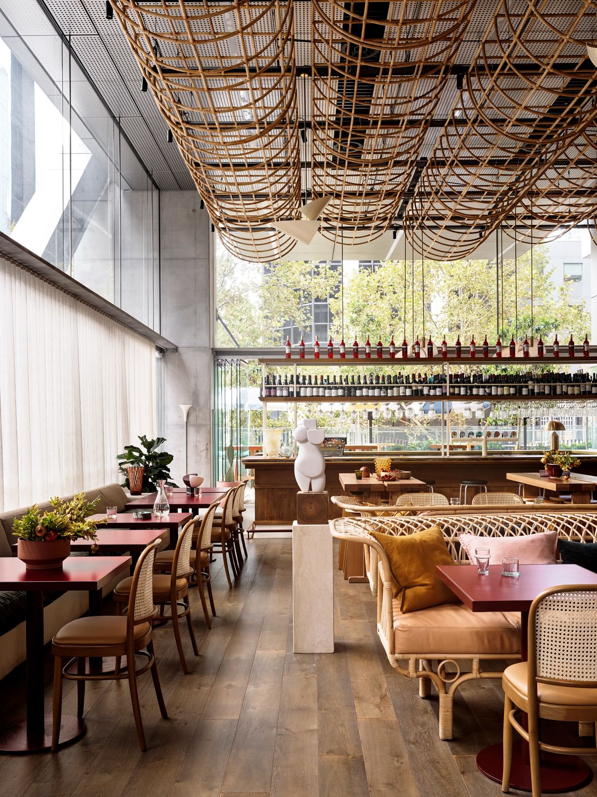 Glorietta restaurant interiors sydney alexander co australia dezeen 2364 col 1