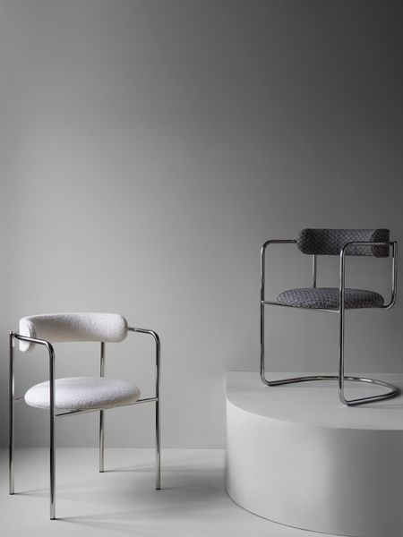 Friendsfounders FF chair cantilever design