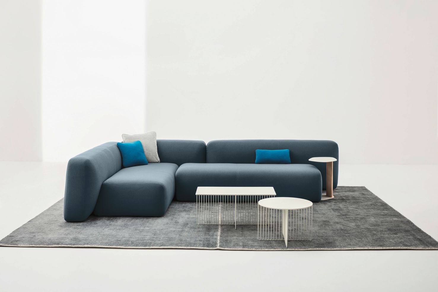 La cividina suiseki sofa blue insitu haute living
