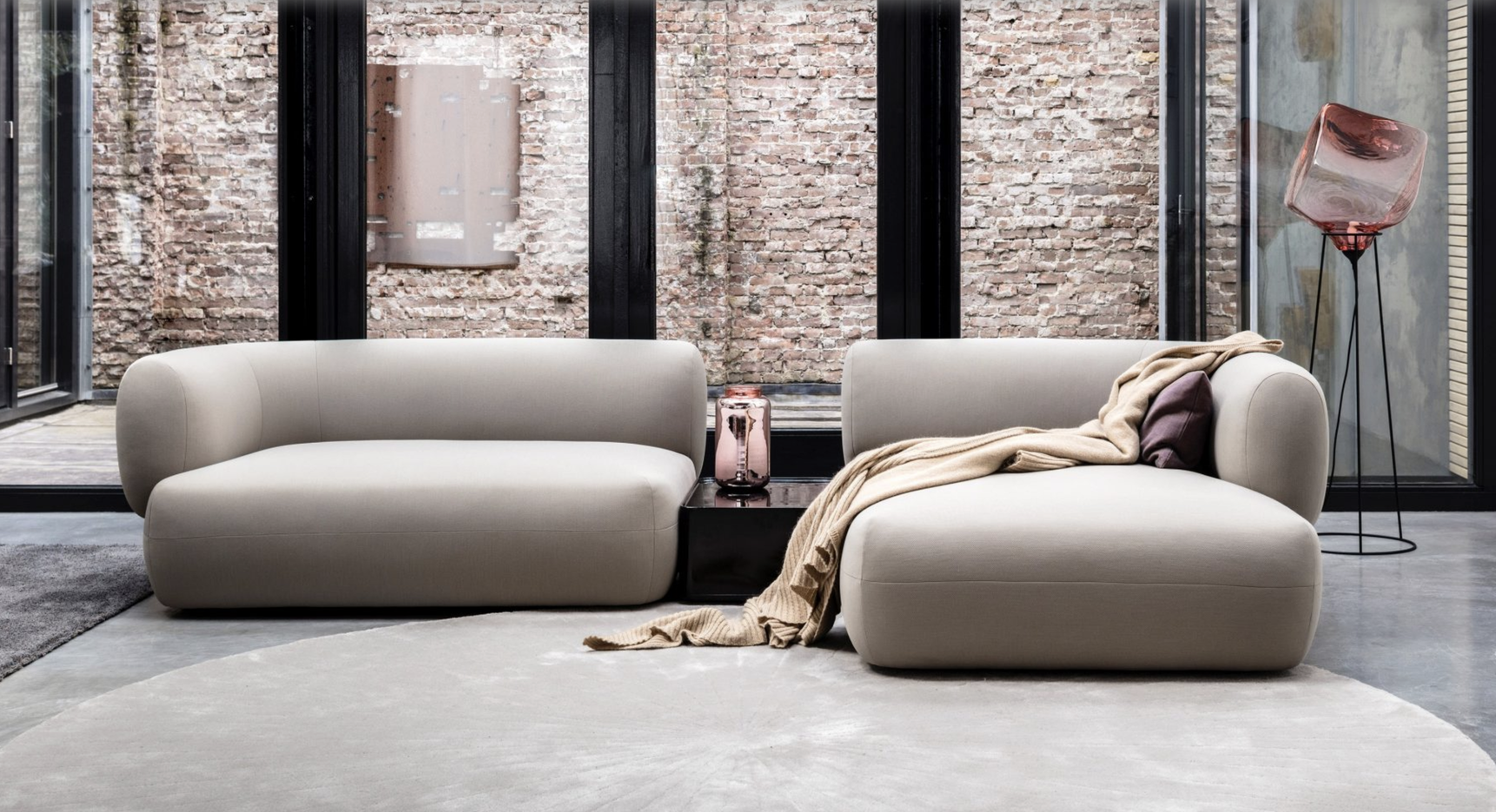 Linteloo arp sofa insitu haute living