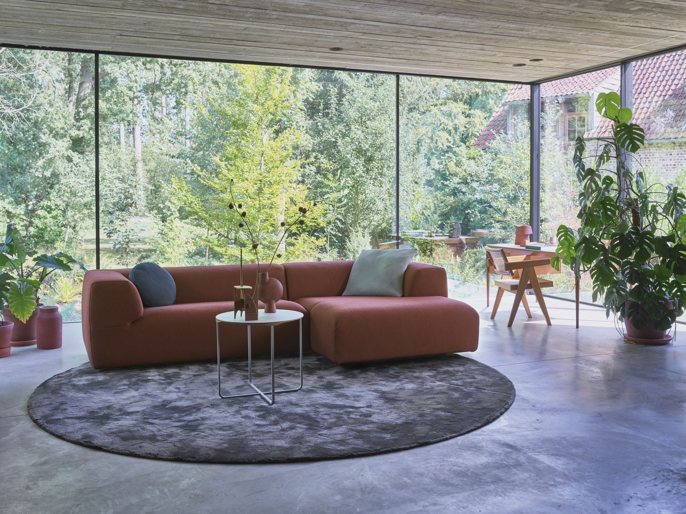 Montis aztec sofa red insitu haute living