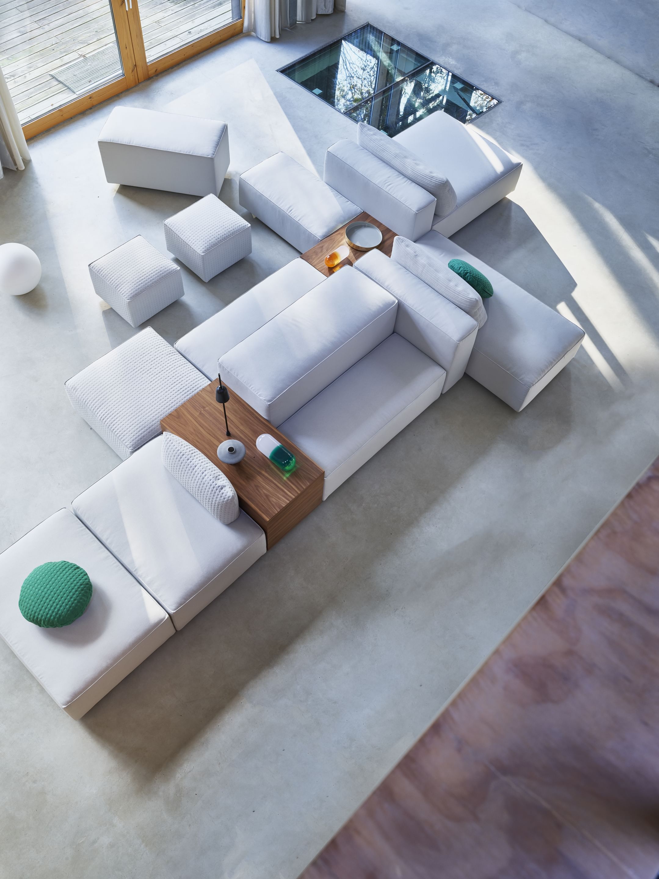 Montis domino sofa top haute living