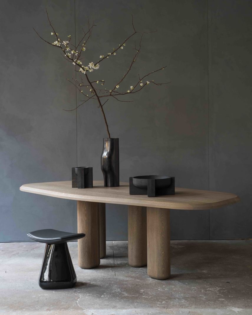 Particuliere rough dining table final