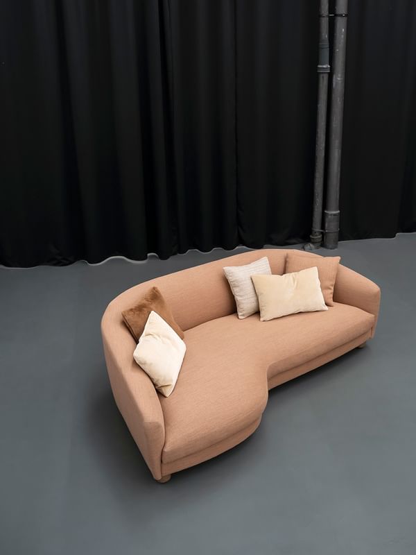 Tacchini roma nuvola sofa 1