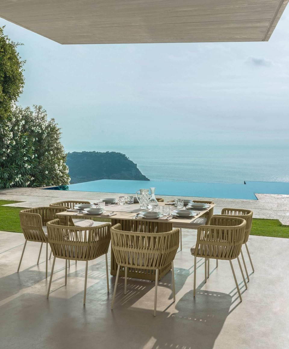Talenti cliff dining armchair