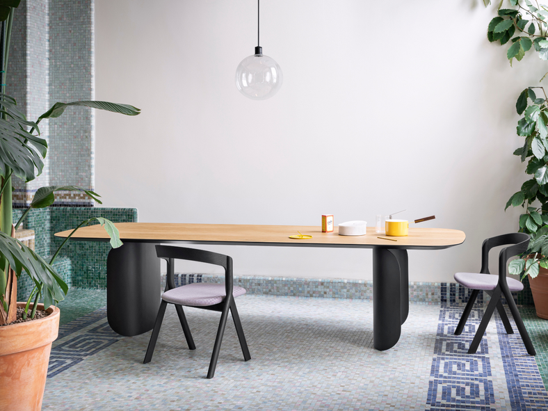 Barry Table
