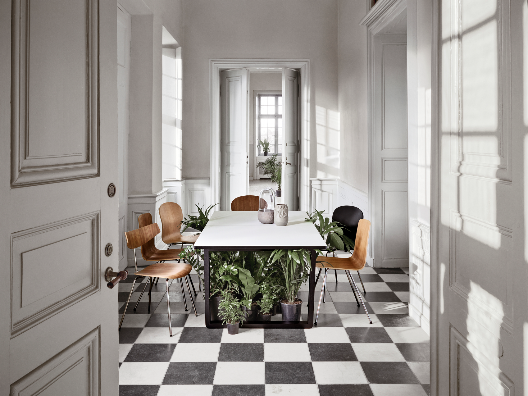 Dt18 Bird Palm Lingua Montra Linum Dining