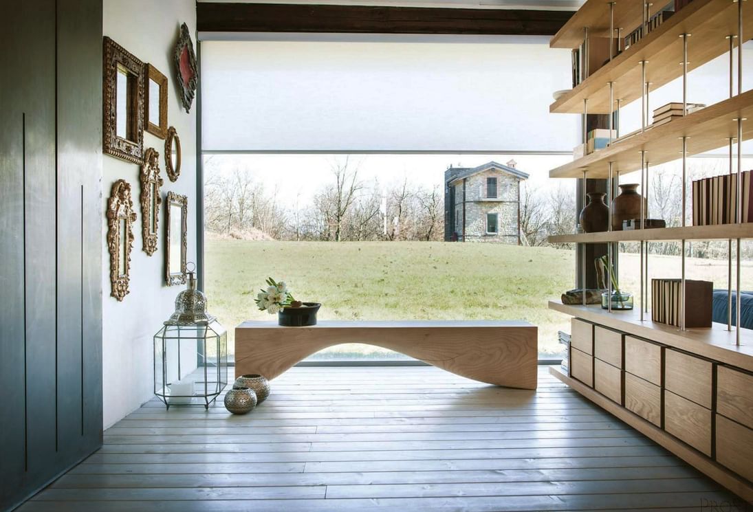 Riva 1920 curve bench insitu haute living copy