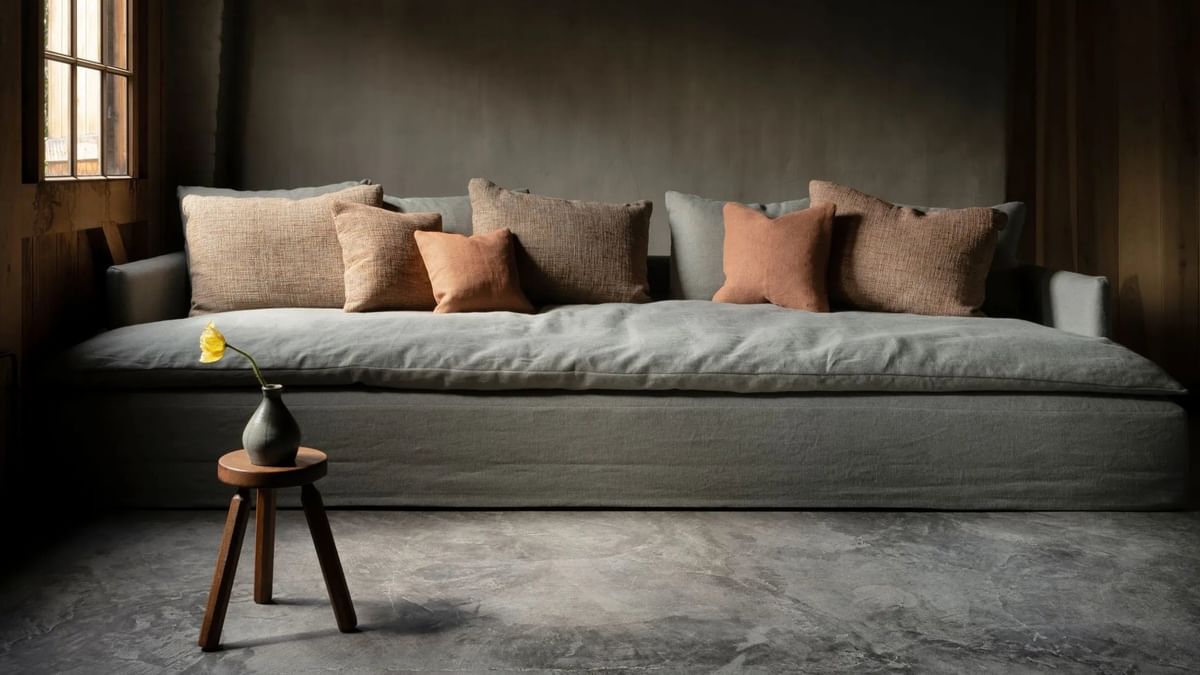 Collett Victor Bilbao Sofa Collection
