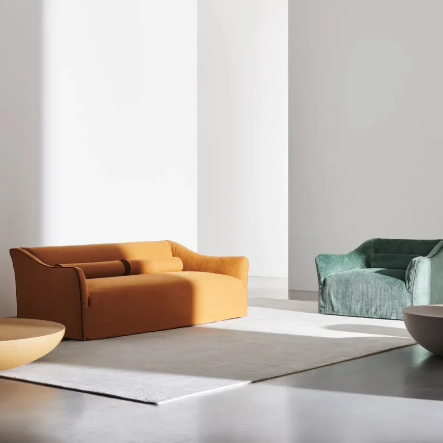 Gervasoni SAIA10 クッション付きソファ Saia Sofa by Gervasoni | Haute Living