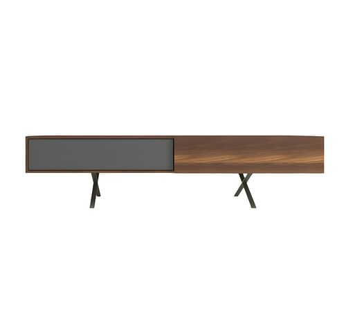More Lax sideboard 02