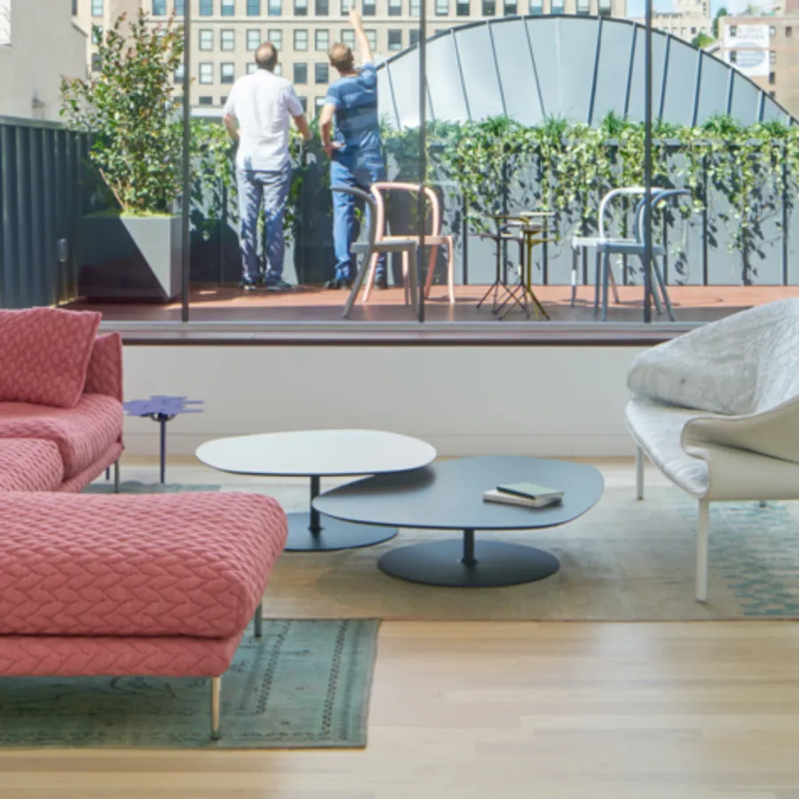 モローゾ MOROSO フェニックス コーヒーテーブル Phoenix Coffee Table by Moroso | Haute Living