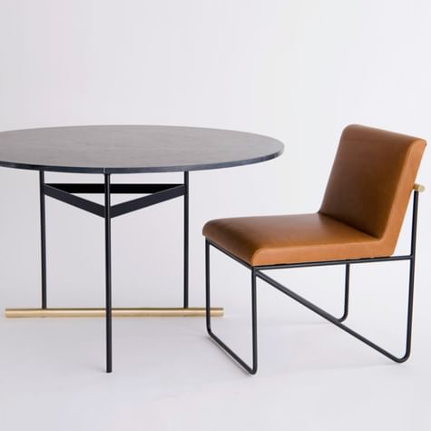 Phase design Icon Dining Table 01