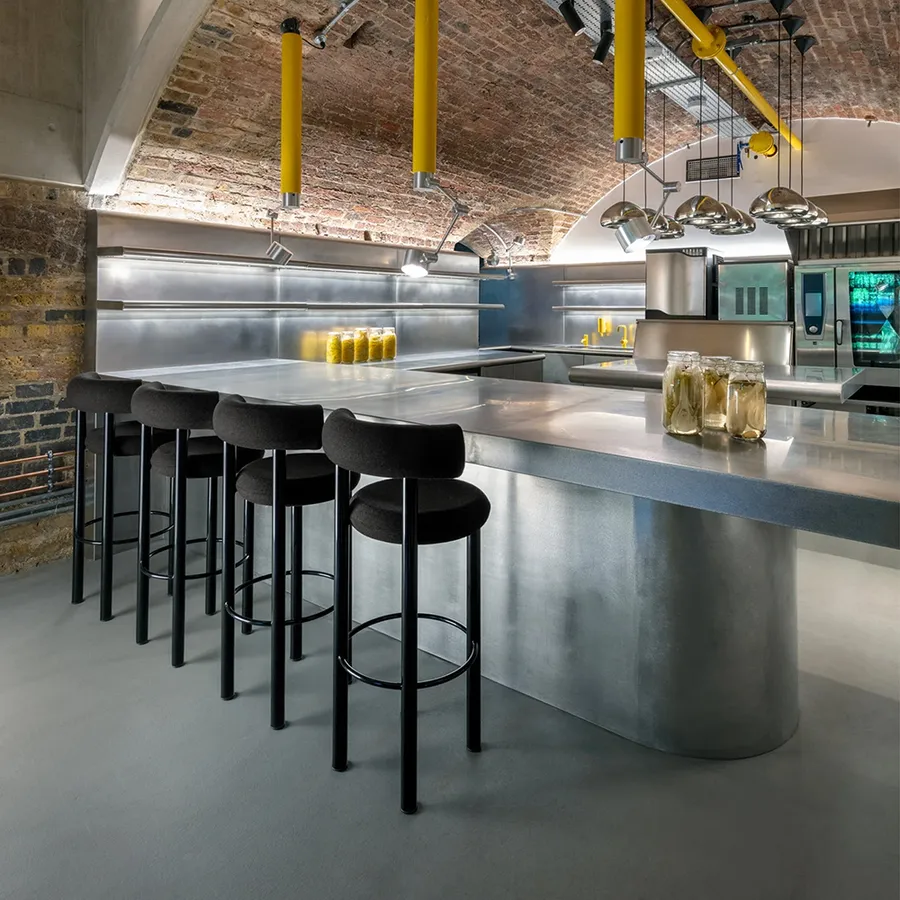 Tom Dixon. トムディクソン　スツール　FAT STOOL ブラック2脚 Fat Stool Tom Dixon - Miliashop