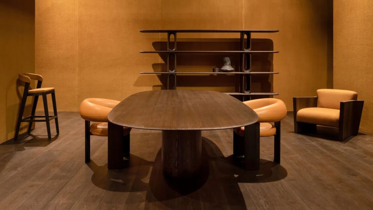 Van Rossum Anvil Oval Dining Table