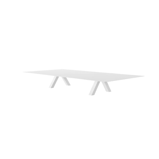 Viccarbe Trestle Outdoor Dining Table 3