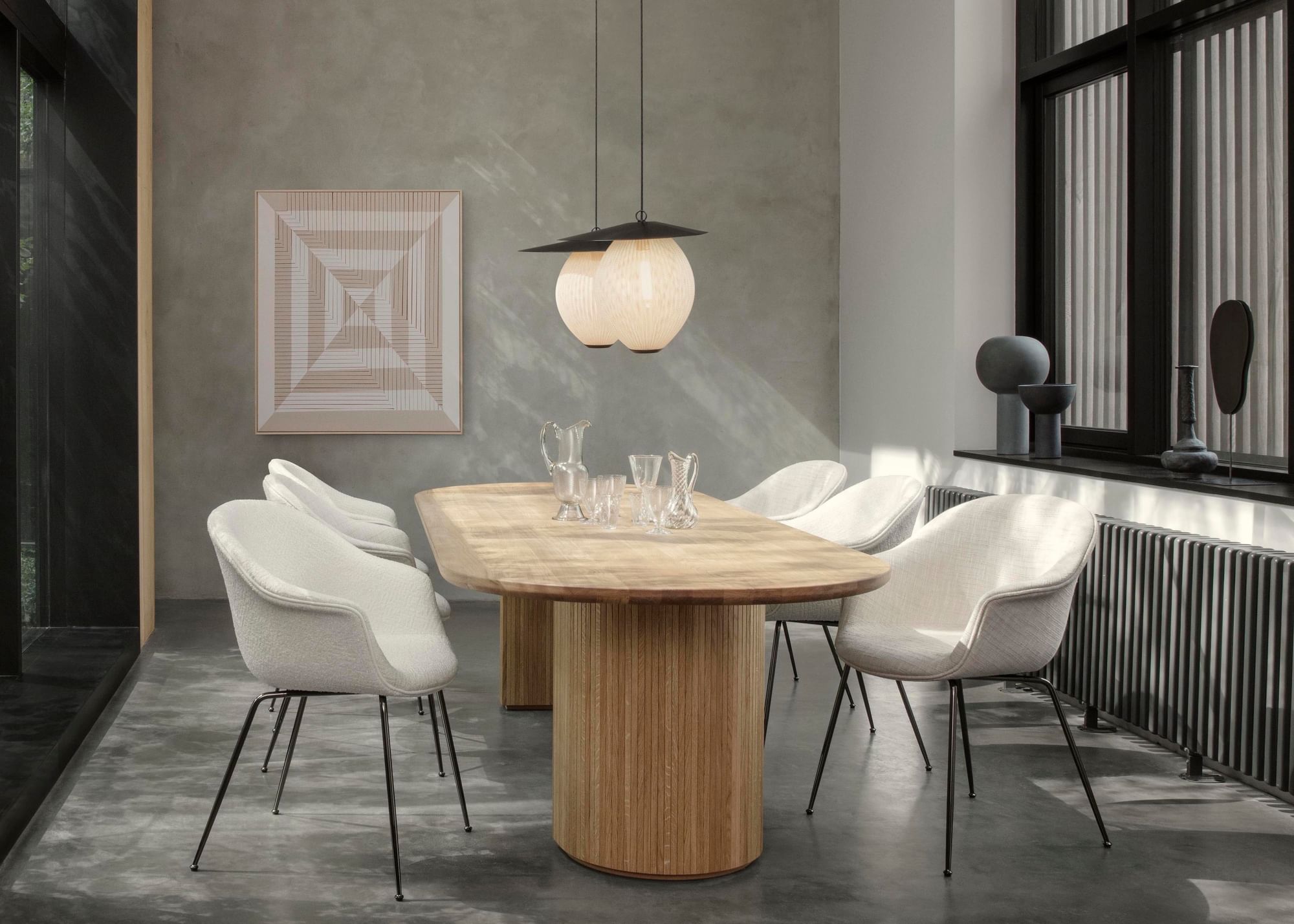 Gubi moon dining table final