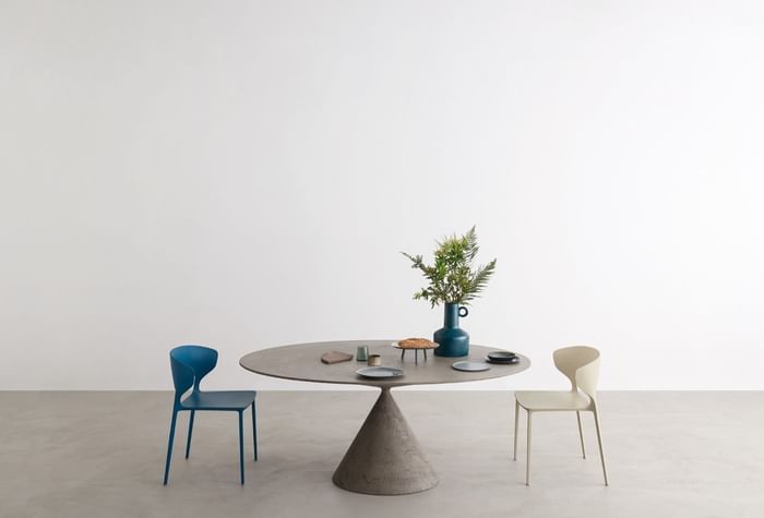 desalto clay table insitu haute living
