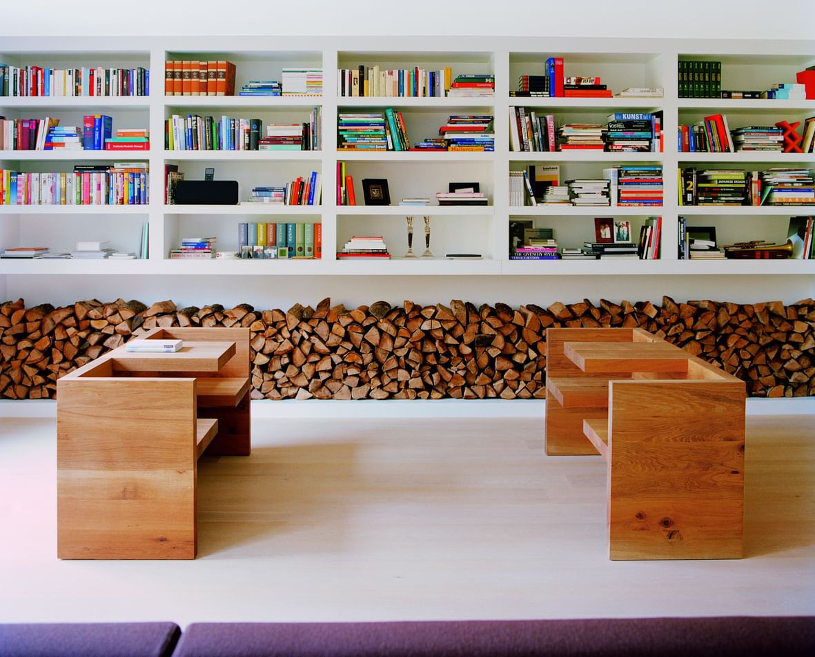 E15-furniture-size-tafel-tablebench-institu-haute-living