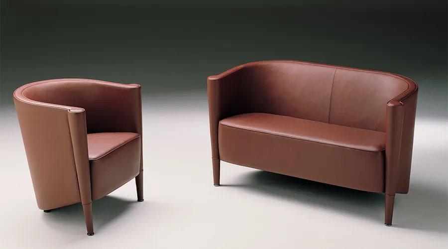 Fauteuil Rich Antonio Citterio édition Moroso 1989 En Cuir Bleu 121711 4 700x500